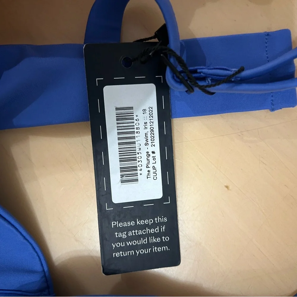 Cuup blue bathing suit 2 tops and one bottom - Picture 6 of 7